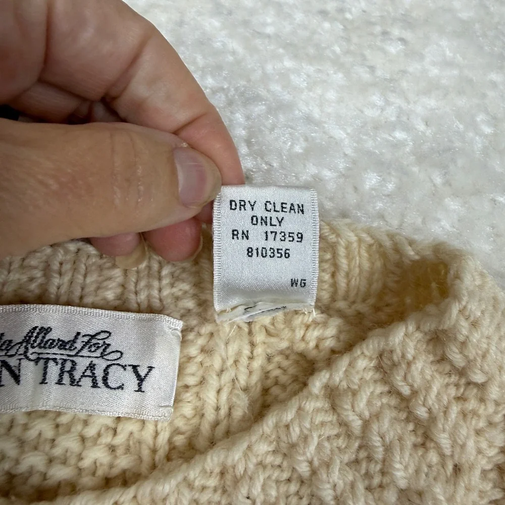 Ellen Tracy Sweater Women M Cream 100% Wool Cable Knit Hand Knit Vtg Fiherman